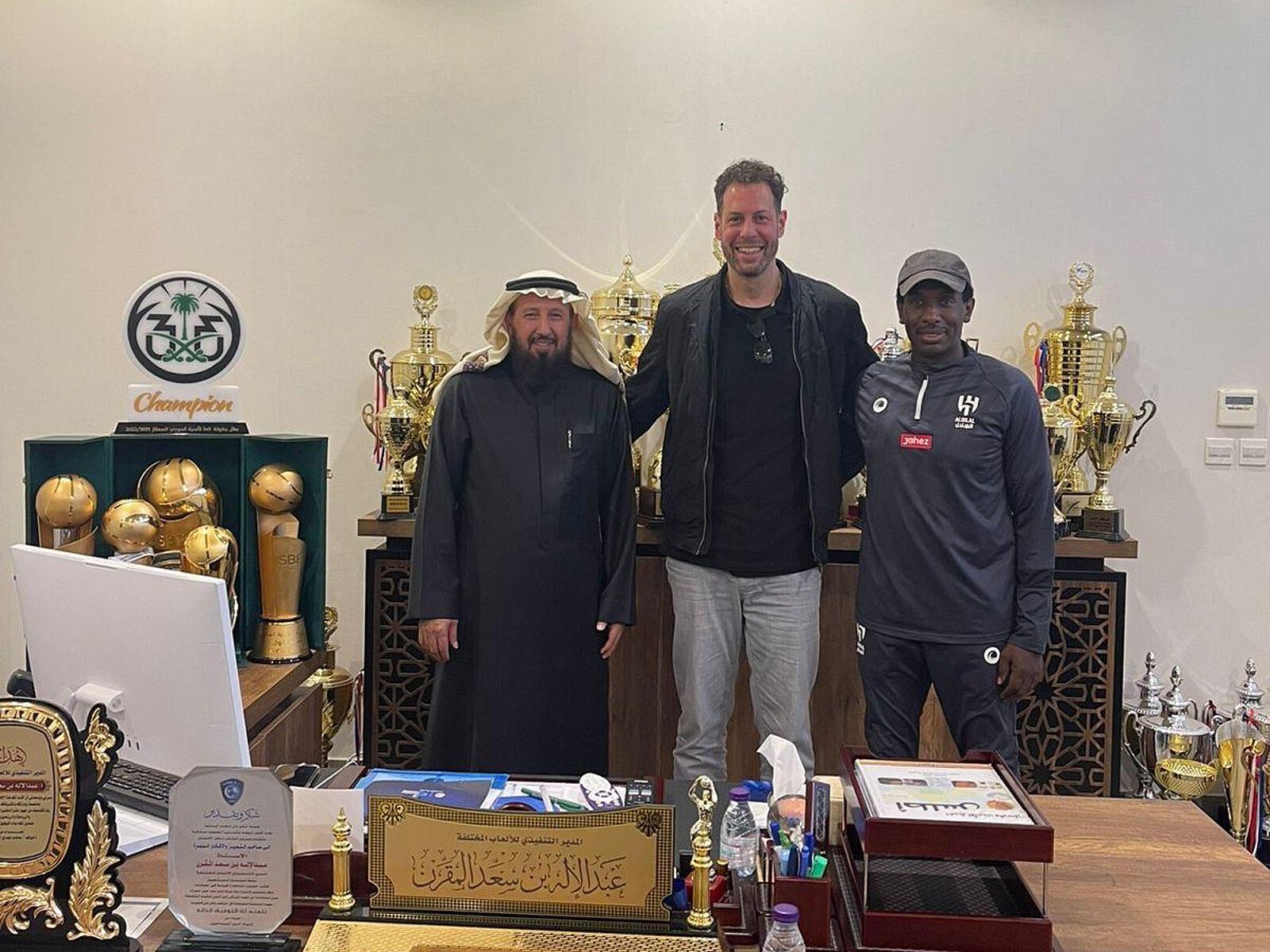 Henry Malik El-Tamer bei Al Hilal in Riad, mit Abdulilah bin Saad Al-Muqrin